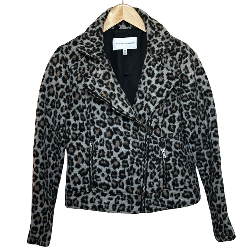 NWOT Cupcakes & Cashmere CHEETAH ANIMAL PRINT Moto Jacket Women’s Size XS.